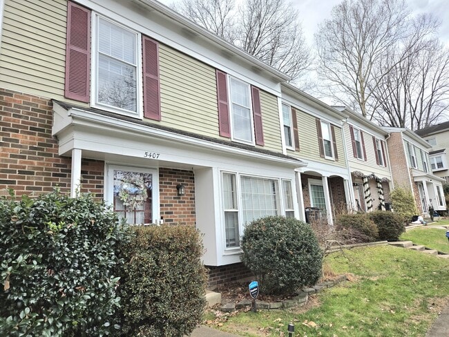 5407 Leeway Ct in Fairfax, VA - Building Photo - Building Photo