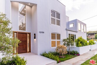 12156 Leven Ln in Los Angeles, CA - Building Photo - Building Photo