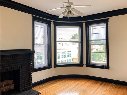 3056 N Greenview Ave, Unit 3 in Chicago, IL - Building Photo - Building Photo