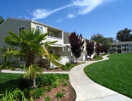 Parkside Brentwood Apartments