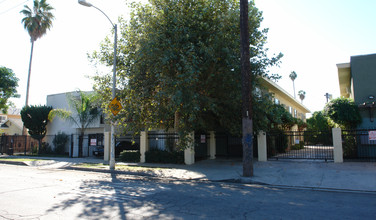 14716 Delano St in Van Nuys, CA - Building Photo - Building Photo