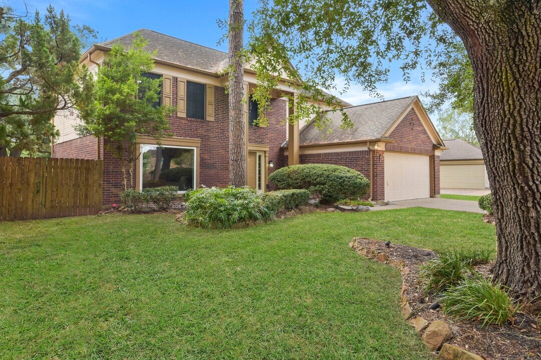 630 Hawthorn Pl in Missouri City, TX - Building Photo