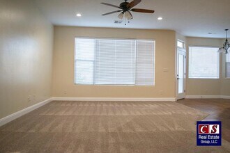 388 N 3380 W in Hurricane, UT - Foto de edificio - Building Photo