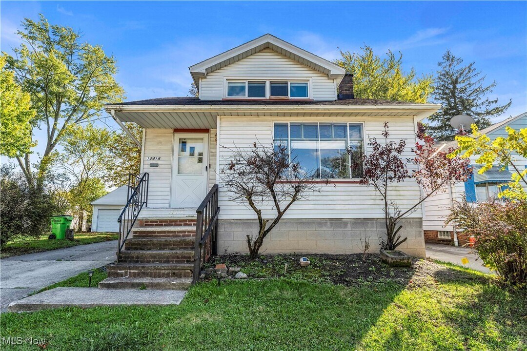 12414 Reindeer Ave in Garfield Heights, OH - Building Photo