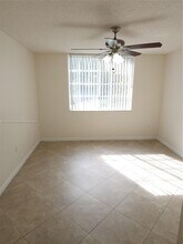 2011 Renaissance Blvd in Miramar, FL - Building Photo - Building Photo