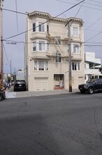 3218 Steiner St in San Francisco, CA - Building Photo - Building Photo