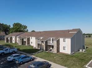 Twyckenham Apartments in Lafayette, IN - Foto de edificio - Building Photo