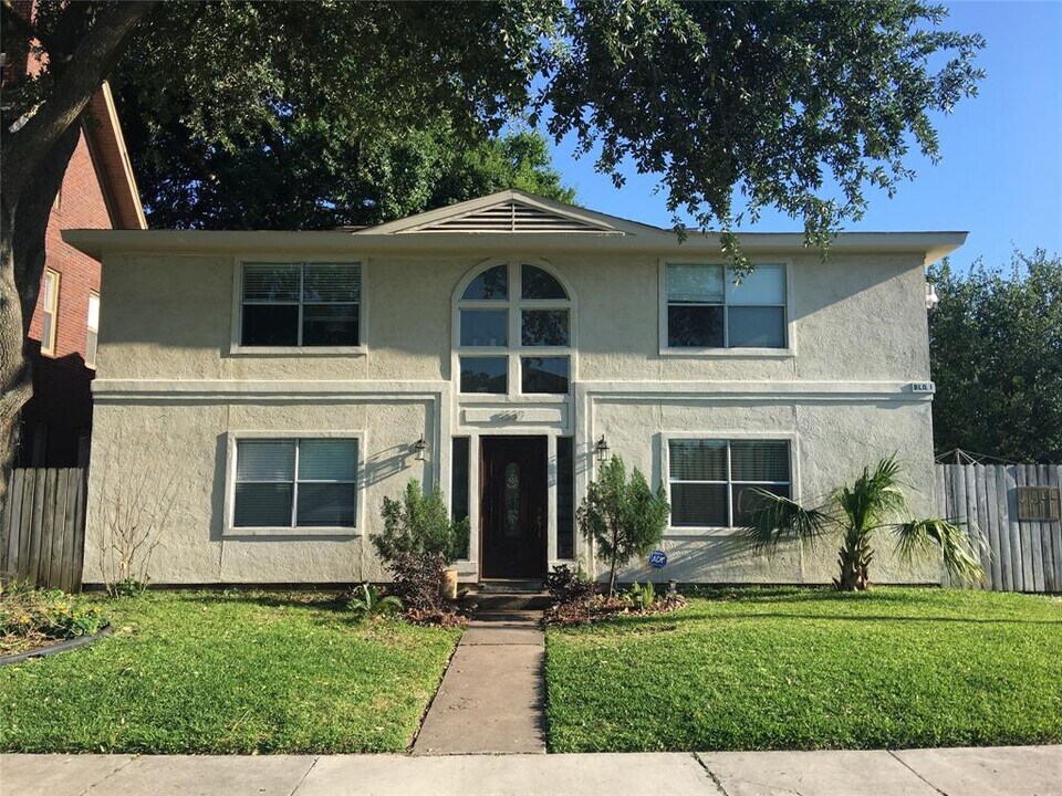 1539 Hawthorne St-Unit -1 in Houston, TX - Building Photo