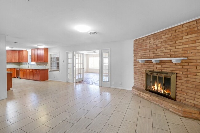 property at 5554 Beechnut St