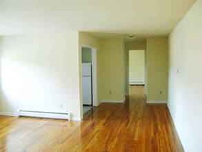 Canterbury Gardens in Poughkeepsie, NY - Building Photo - Interior Photo