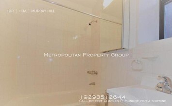 241 E 38th St-Unit -5C in New York, NY - Building Photo - Building Photo