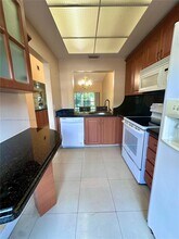 2241 SW 15th St in Deerfield Beach, FL - Building Photo - Building Photo