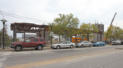 Views On Vine in Cincinnati, OH - Foto de edificio - Building Photo