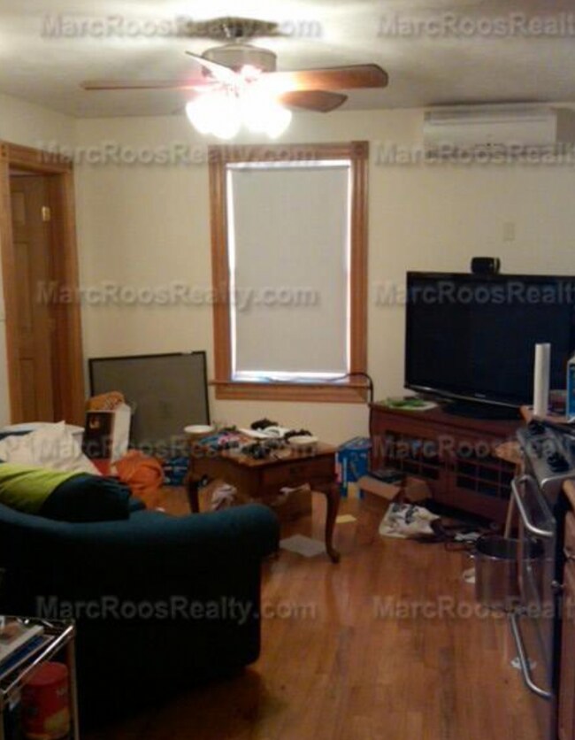 30 Temple St, Unit 4F in Boston, MA - Building Photo - Building Photo