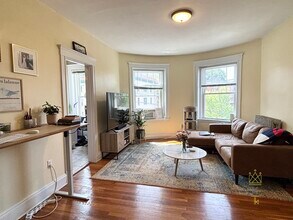 181 Winthrop Rd in Brookline, MA - Building Photo - Building Photo