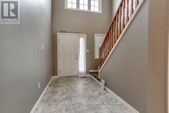 1754 Mickleborough Dr in London, ON - Building Photo - Building Photo