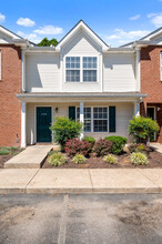 374 Arapaho Dr in Murfreesboro, TN - Foto de edificio - Building Photo