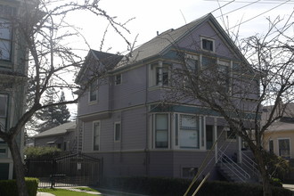 1210 Paru St in Alameda, CA - Building Photo - Building Photo