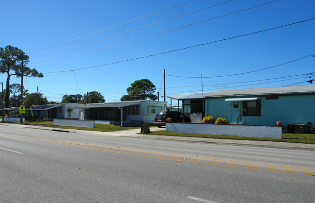 38 53rd Ave N in St. Petersburg, FL - Building Photo - Building Photo