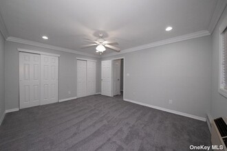 10 Westgate Dr-Unit -FA05 in Bohemia, NY - Foto de edificio - Building Photo