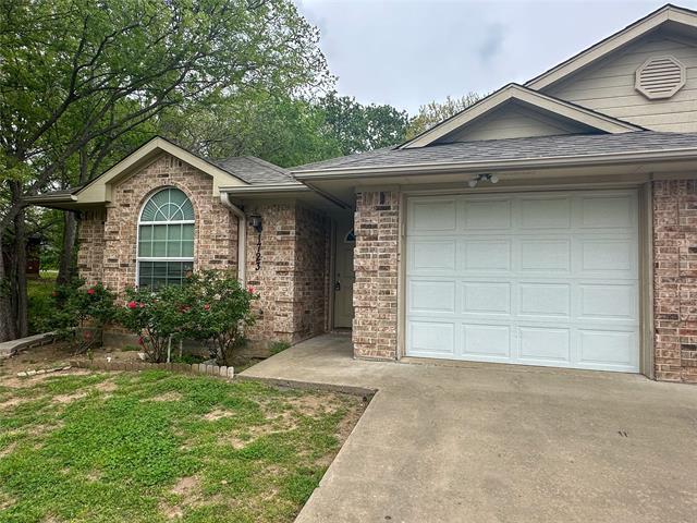 property at 1723 Park Pl