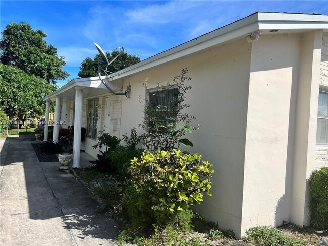 property at 1870 NW 59th Ave