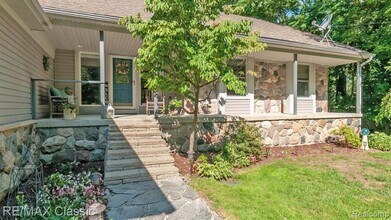 3355 Boyer in Commerce Township, MI - Building Photo - Building Photo