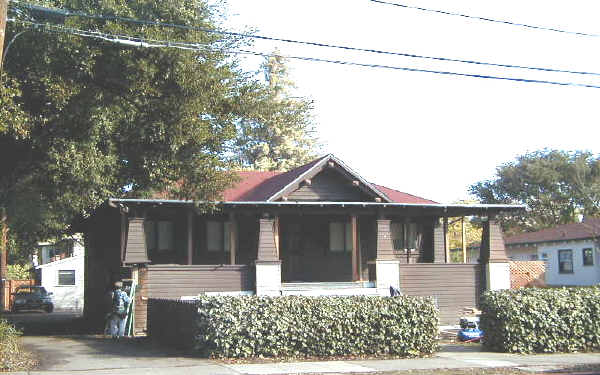 141-143 Alma St in Palo Alto, CA - Foto de edificio - Building Photo