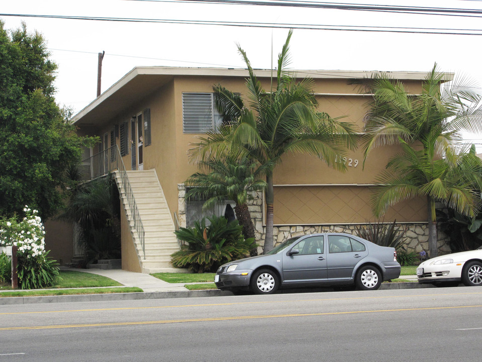 11929 Jefferson Blvd in Culver City, CA - Foto de edificio