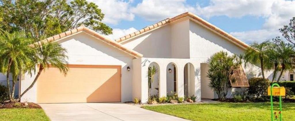 2929 Heather Bow in Sarasota, FL - Building Photo