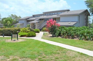 2220 Burnway Rd in Haines City, FL - Building Photo