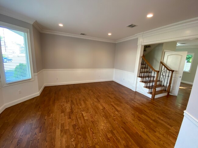 29 Pleasant Ave in Garfield, NJ - Foto de edificio - Building Photo