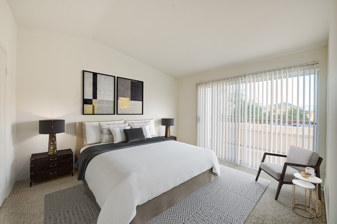 Arroyo Villa Apartments in Thousand Oaks, CA - Foto de edificio