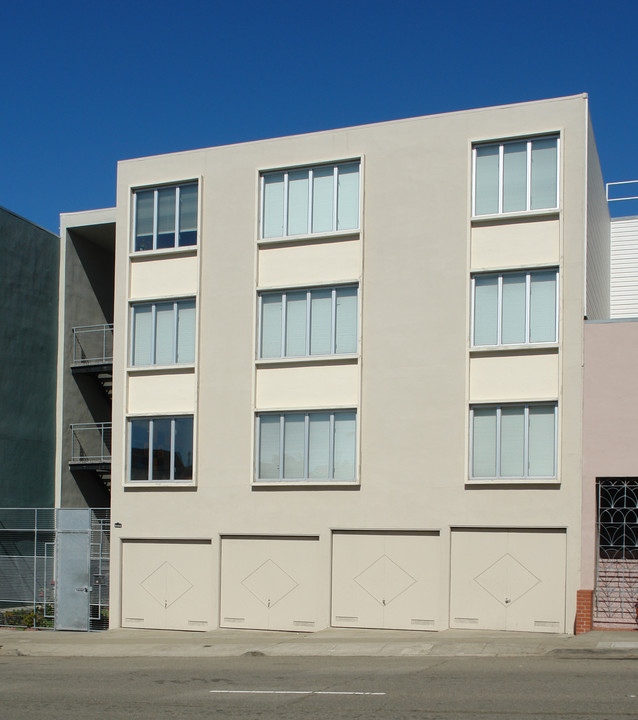 828 Anza St in San Francisco, CA - Building Photo