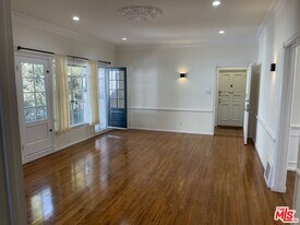 9836 Charleville Blvd in Beverly Hills, CA - Building Photo