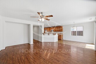 1368 Paddington Way in Plumas Lake, CA - Building Photo - Building Photo