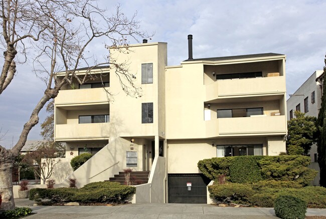 2515 Central Ave in Alameda, CA - Foto de edificio - Building Photo