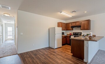 175 E Patton Ave in Coolidge, AZ - Building Photo - Building Photo