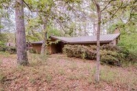 3823 Spring Dr photo'
