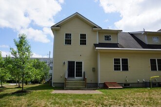 59 Olympia Ave in Shrewsbury, MA - Building Photo - Building Photo