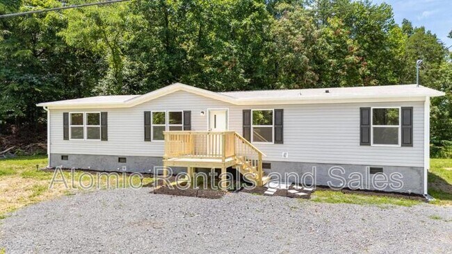 8903 Childress Rd in Powell, TN - Building Photo - Building Photo