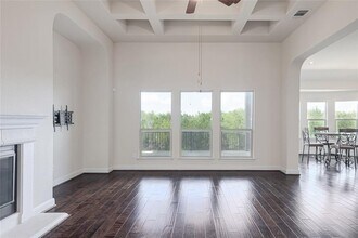 186 Brentwood Dr in Austin, TX - Foto de edificio - Building Photo