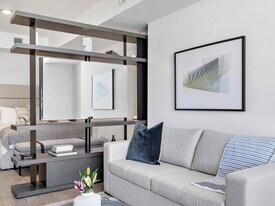 398 NE 5th St in Miami, FL - Building Photo