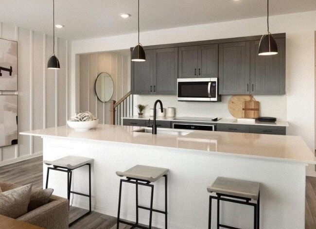 property at 2725 Woodall Dr