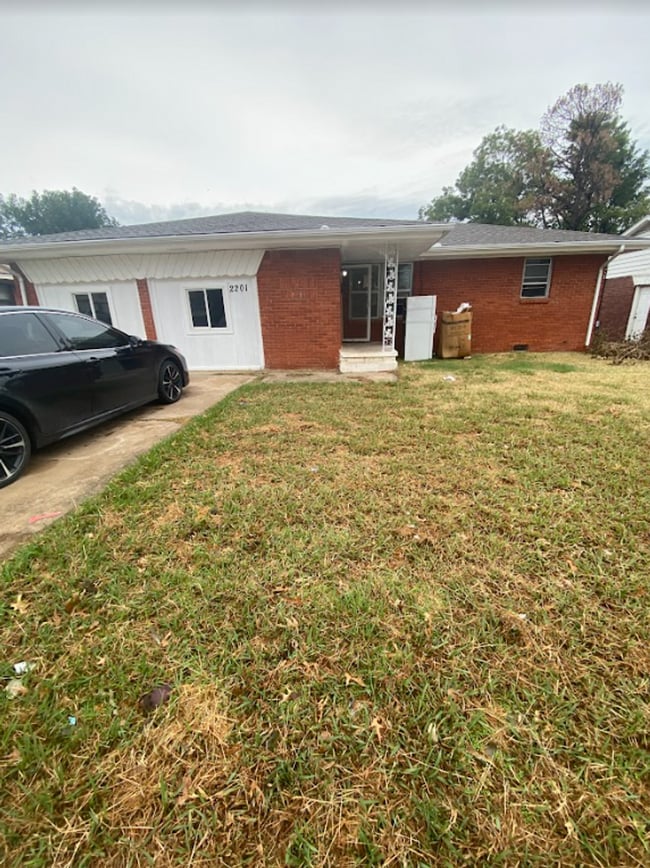 property at 2201 SW 76th St