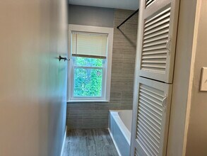 15 Church Ave, Unit 2 in Woburn, MA - Building Photo - Building Photo