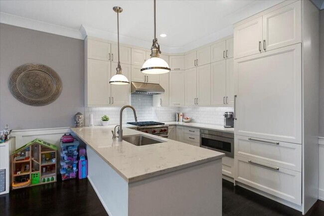 3336 N Kenmore Ave in Chicago, IL - Building Photo - Building Photo