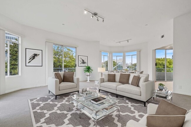 property at 1325 Arizona Ave
