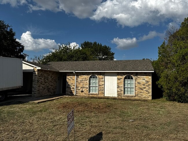 property at 5425 Gates Dr