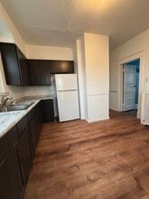 12 Delaware Ter, Unit 2nd floor in Albany, NY - Building Photo - Building Photo